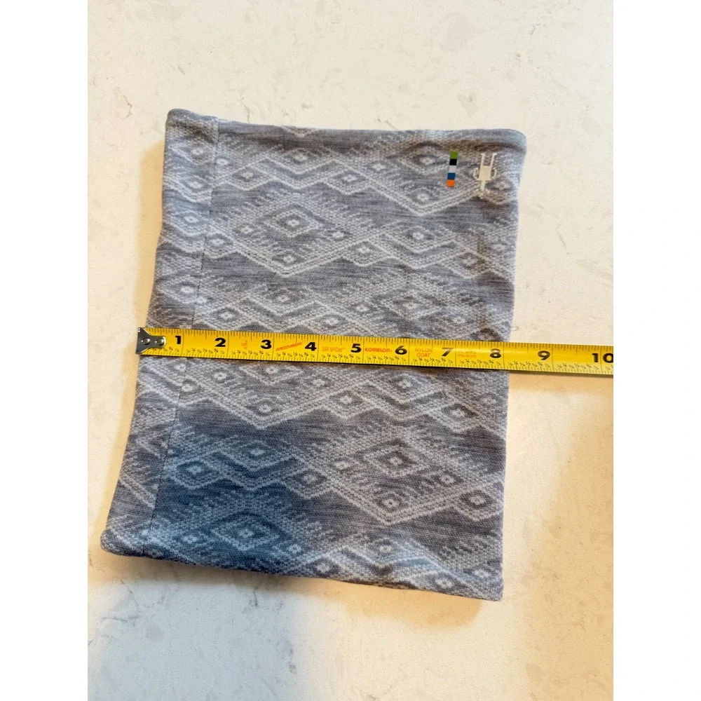 Smartwool Neck Gaiter Reversible Merino Wool Grey Geometric Pattern Scarf Unisex